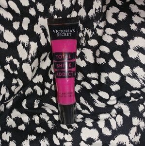 Victoria's Secret Makeup - VS lip gloss Victoria's Secret Makeup - VS lip gloss